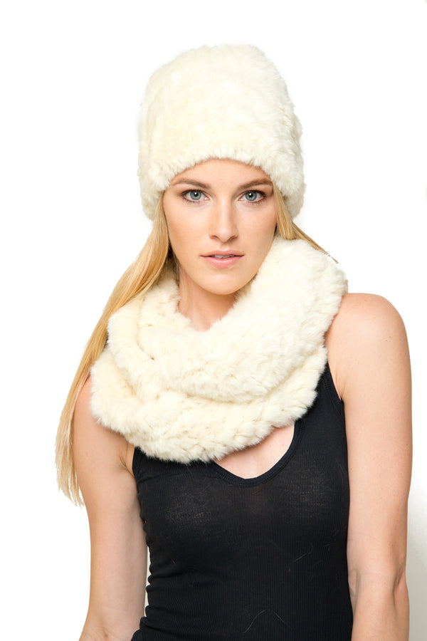 Love Token Evelina Faux Fur Hat & Scarf Set 1